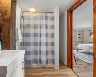 Highland Catttle Farm - Cozy Suite for Two - C - Loudon
