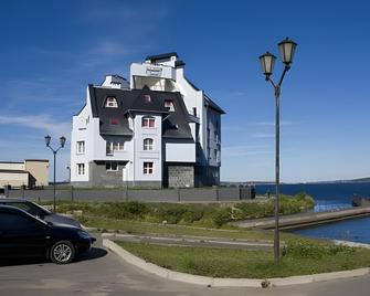 Onega Castle Hotel - Petrozavodsk - Edificio
