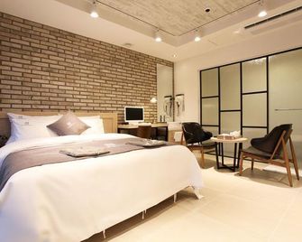 Yangpyeong Riverion Hotel - Yangpyeong-gun - Habitación