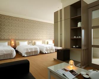 Flying Villa - Puli Township - Schlafzimmer