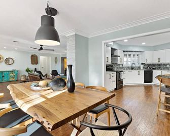 Adorable Villa with water front in Pompano - Pompano Beach - Dining room