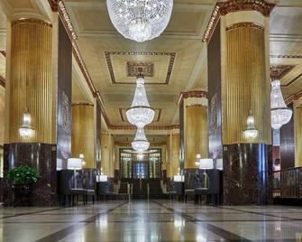 Hilton Milwaukee - Milwaukee - Lobby