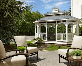 Hampton Inn Long Island/Brookhaven - Farmingville - Patio
