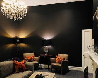 The Dudley Boutique Hotel - Daylesford - Living room