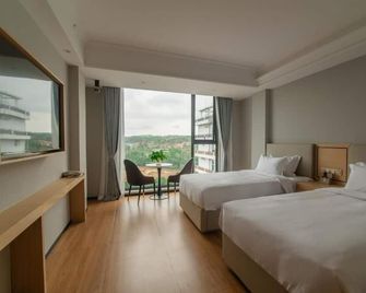 Billions Hotel - Сіануквіль