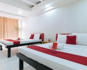 RedDoorz @ Dbuilders Rooms Lower Bicutan - Taguig - Habitación