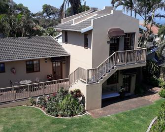 Joan's Bed And Breakfast - Durban - Building