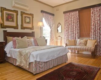 Cornerway Bed And Breakfast - Durban - Phòng ngủ