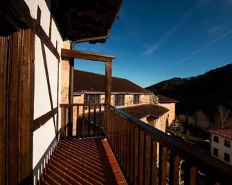 Palacio Soran - Salinas de Léniz - Balcón