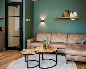 Poolside Escape with Sauna - Voorthuizen - Sala de estar