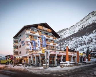 Hotel Matterhorn Inn - Zermatt - Gebouw