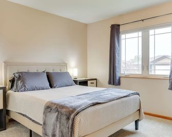 Roomy Piedmont Home w/ Yard 14 Mi to Sturgis! - Piedmont - Habitación