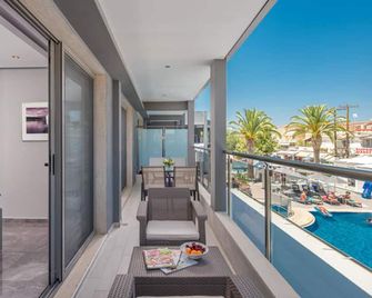 Dionysos Hotel & Suites - Kassandreia