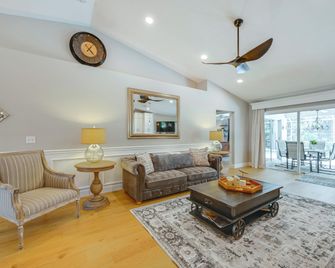 Resort Community Escape: Naples Home 5 Mi to Beach - Neapol