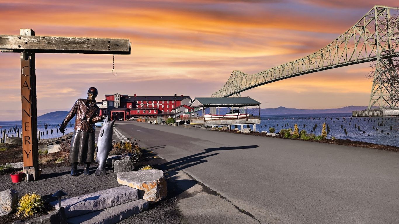 Cannery Pier Hotel & Spa