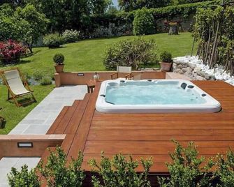 Quiet Getaway in the Heart of Tuscany - Segromigno in Monte - Piscina
