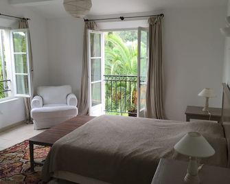 Saint Tropez: Superb villa in a private domain - Gassin - Schlafzimmer