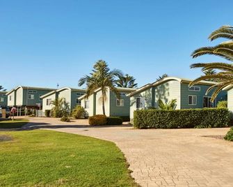 Nrma Toowoon Bay Holiday Park - Toowoon Bay - Building