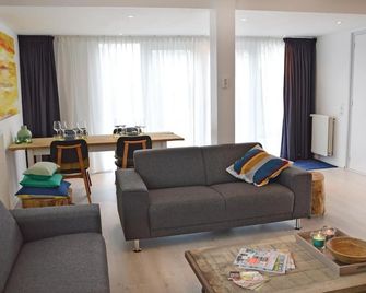 2 Bedroom Lovely Home In Julianadorp - Julianadorp - Living room