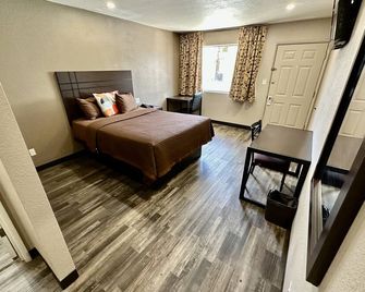 Budget Host Inn NAU / Downtown Flagstaff - פלגסטאף - חדר שינה
