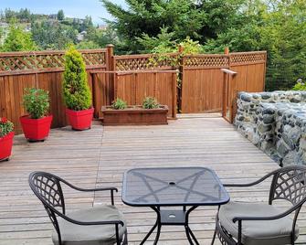 Private Cozy Comfy 1br Suite - Nanaimo - Balcony