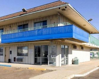 Express Inn Near Columbus Airport - Brice - Edificio