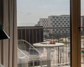 kora kiliki - Pamplona - Balcón