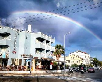 Angels Inn Marmaris - מרמריס - בניין