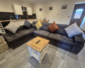 Padley Farm - Sheffield - Living room
