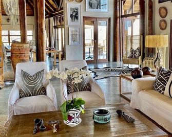 Esiweni Luxury Safari Lodge - Ladysmith