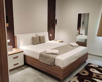 Hotel Movida - Casoria - Schlafzimmer