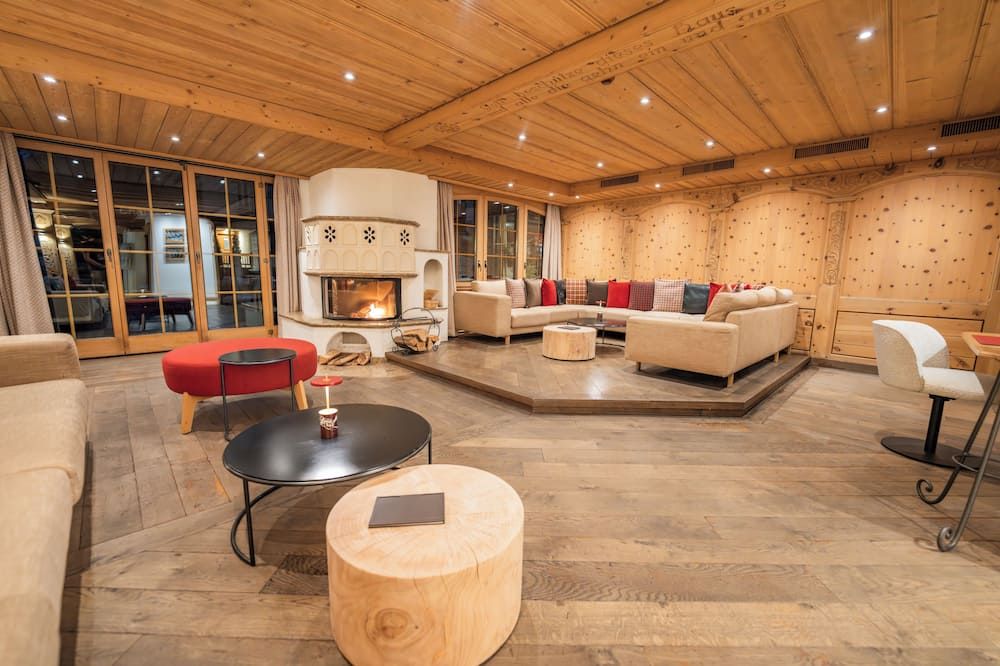 Swiss Alpine Hotel Allalin - Zermatt - Lounge