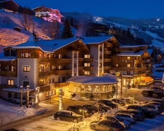 Hotel Die Sonne - Saalbach - Building