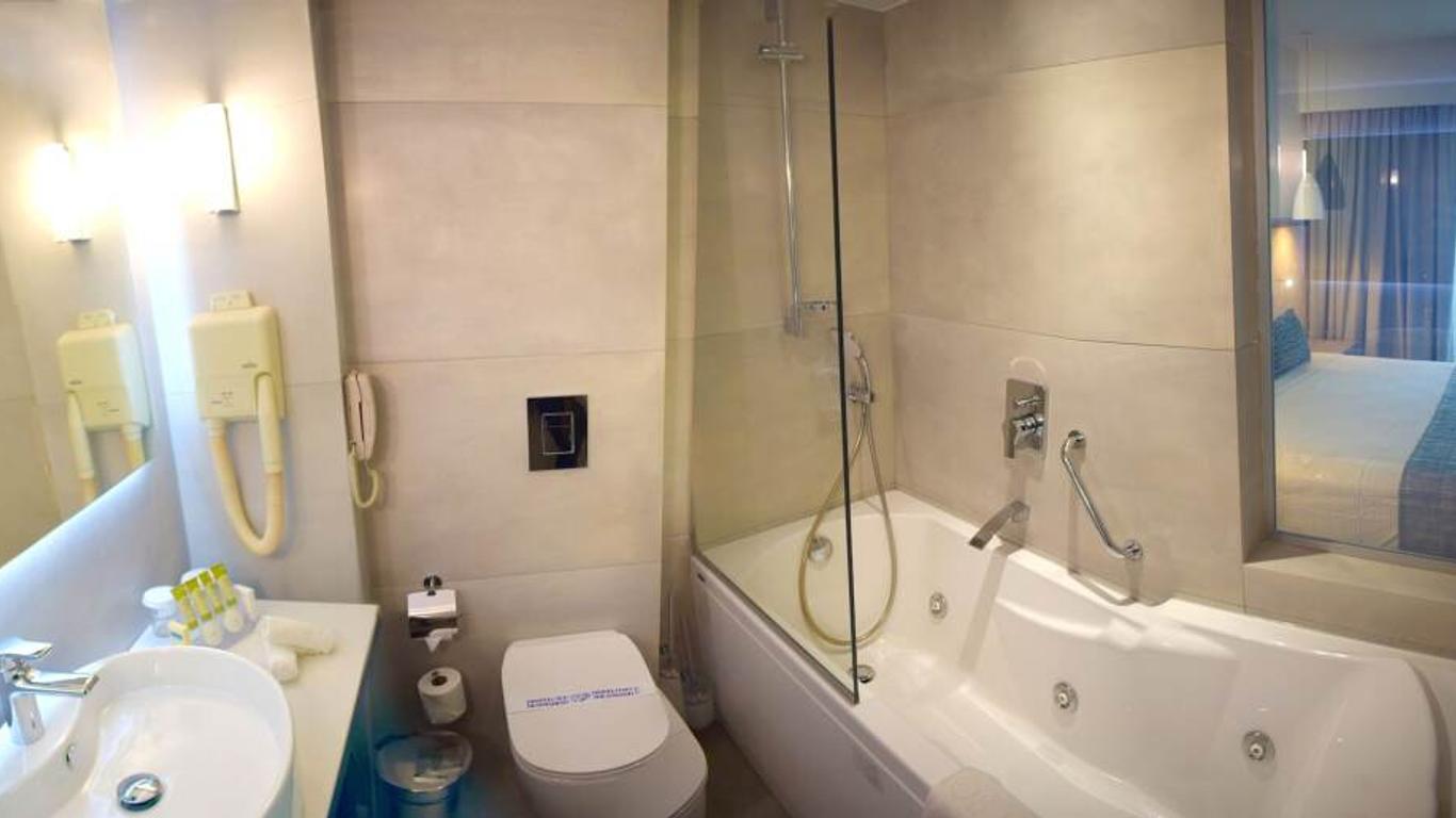 Minos Mare Hotel