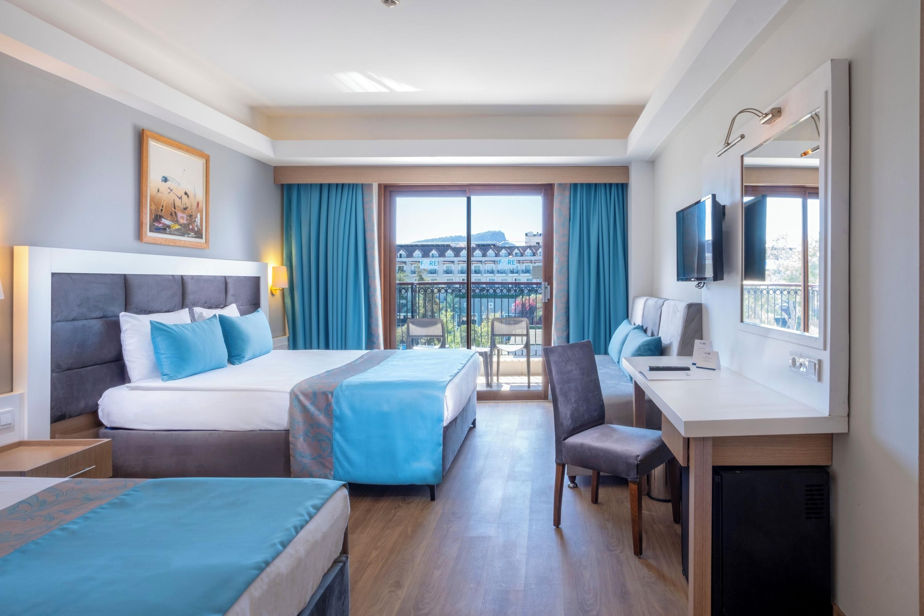Palmet Resort Hotel - קמר