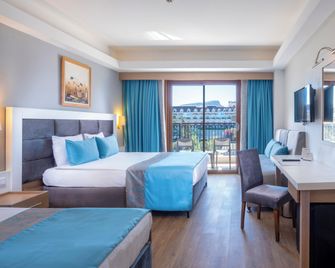 Palmet Resort Hotel - Kemer