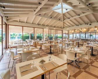 Le Dune Beach Club - Torre di Faro - Restaurant