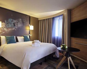 Hôtel Mercure Le Havre Centre Bassin du Commerce - Le Havre - Bedroom