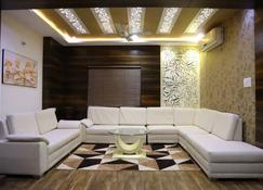 Flat in Hyderabad Luxury - Hyderabad - Lounge