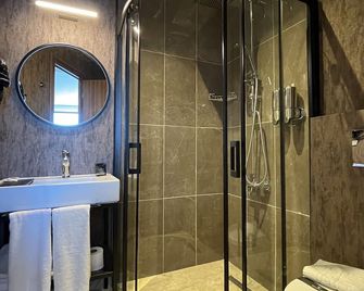 Weingart Seaside Hotel - Istanbul - Bad