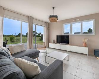 À 650m du bord de mer, belle maison neuve pour 8 - Piriac-sur-Mer - Sala de estar