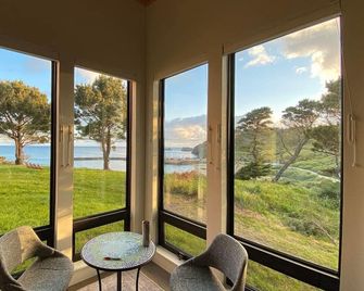 Most Spectacular Ocean Views - Studio - Port Orford - Balcón