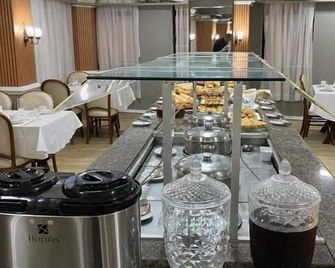 Fast 10 City Hotel - Porto Alegre - Buffet