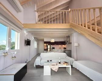 Kavos Plaza Hotel - Corfu - Living room