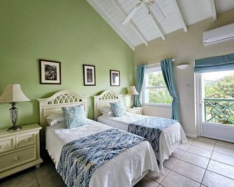 The Pelican #3 - Spacious 3 bedroom 2.5 bath waterfront townhome in the heart of Rodney Bay. - Rodney Bay - Κρεβατοκάμαρα