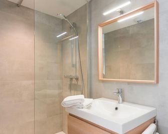 Studios de la Nuée Bleue - Strasbourg - Bathroom