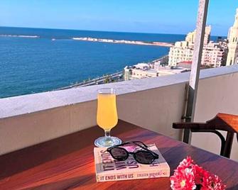 Hyde Park House Hotel - Aleksandria - Parveke