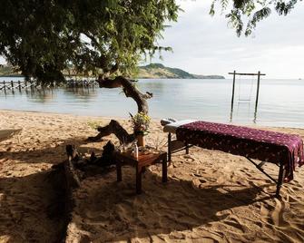 The Seraya Resort Komodo - Labuan Bajo - Playa