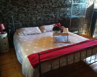 Single Chalet With Garden And Services For Your Physical And Mental Well-Being - Cissano - Camera da letto