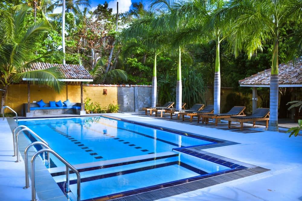 هوتل فيبرايشن - هيكادوا - حوض السباحة